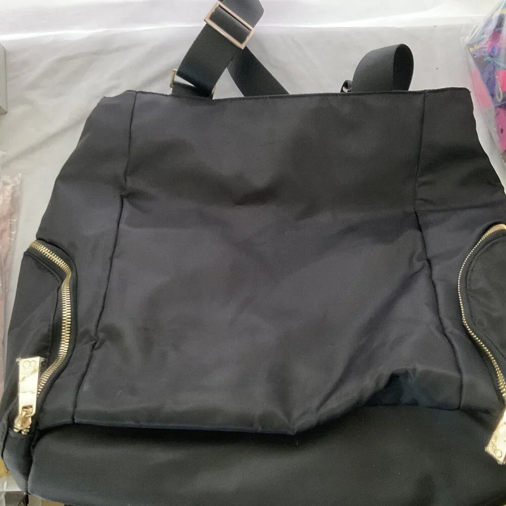 Kiinde Anika Breast Pump Baby Bag Cooler Pocket Laptop Compartment New Black Zip